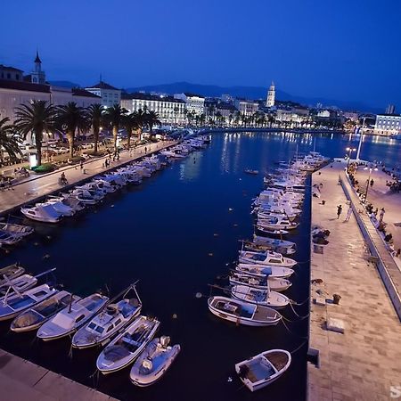 Luxury Rooms Ana In The Heart Of Split Exterior photo