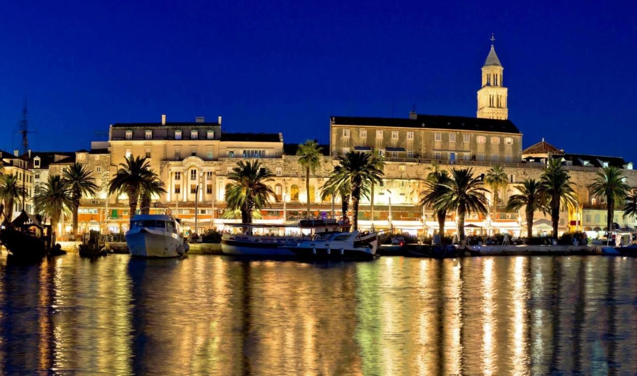 Luxury Rooms Ana In The Heart Of Split Exterior photo