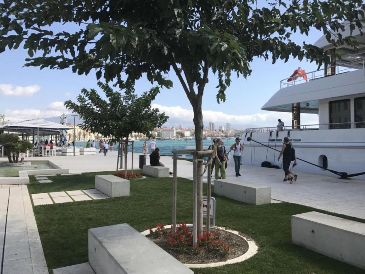 Luxury Rooms Ana In The Heart Of Split Exterior photo