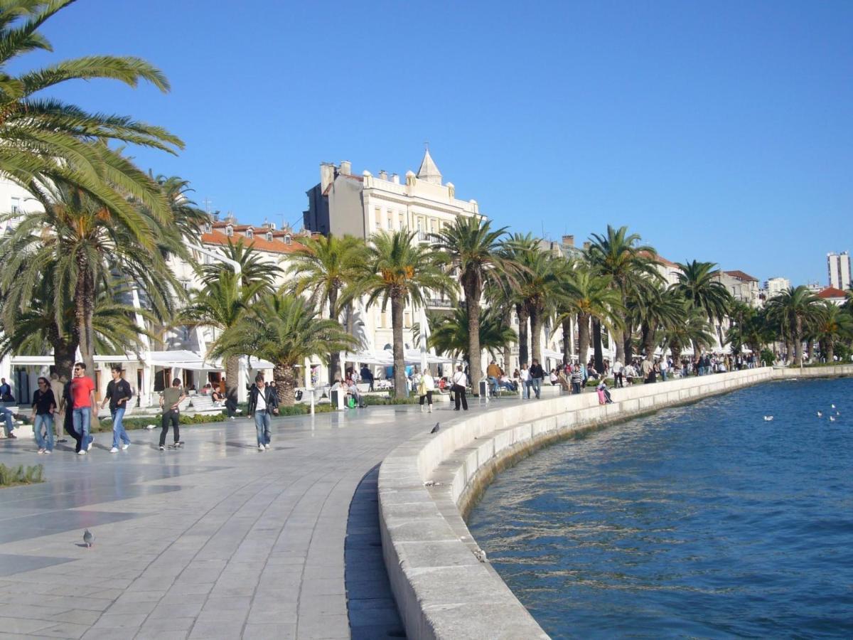 Luxury Rooms Ana In The Heart Of Split Exterior photo