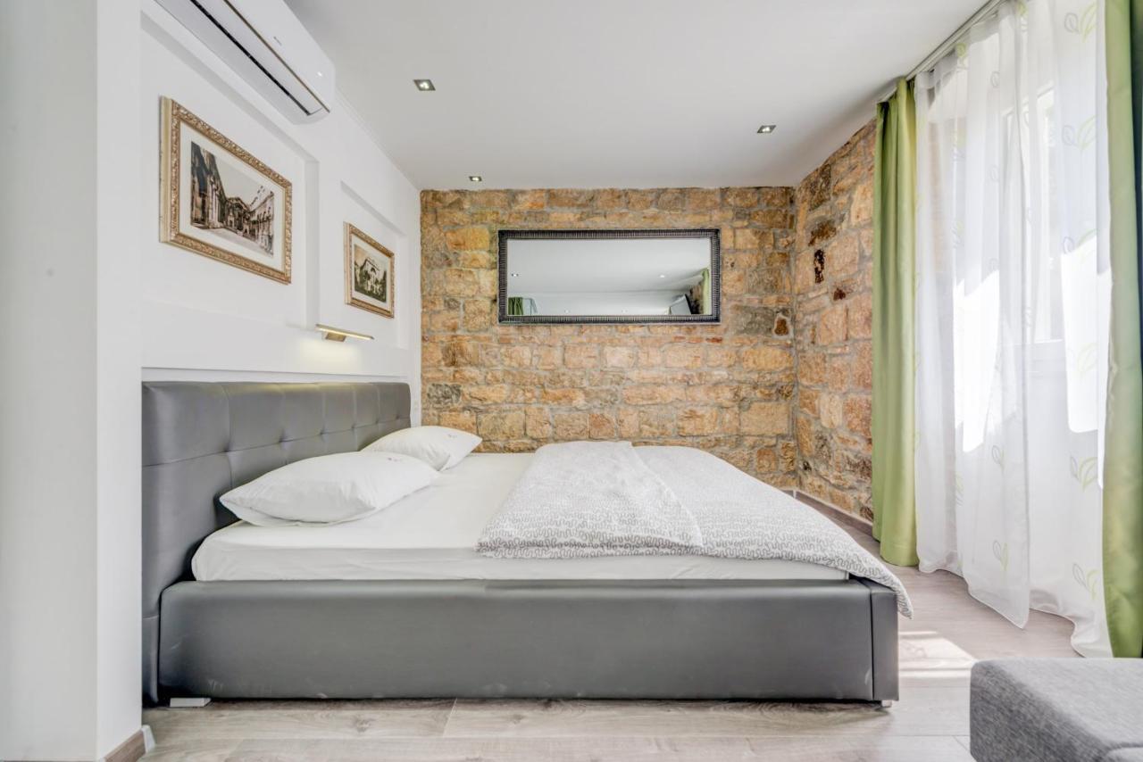 Luxury Rooms Ana In The Heart Of Split Exterior photo