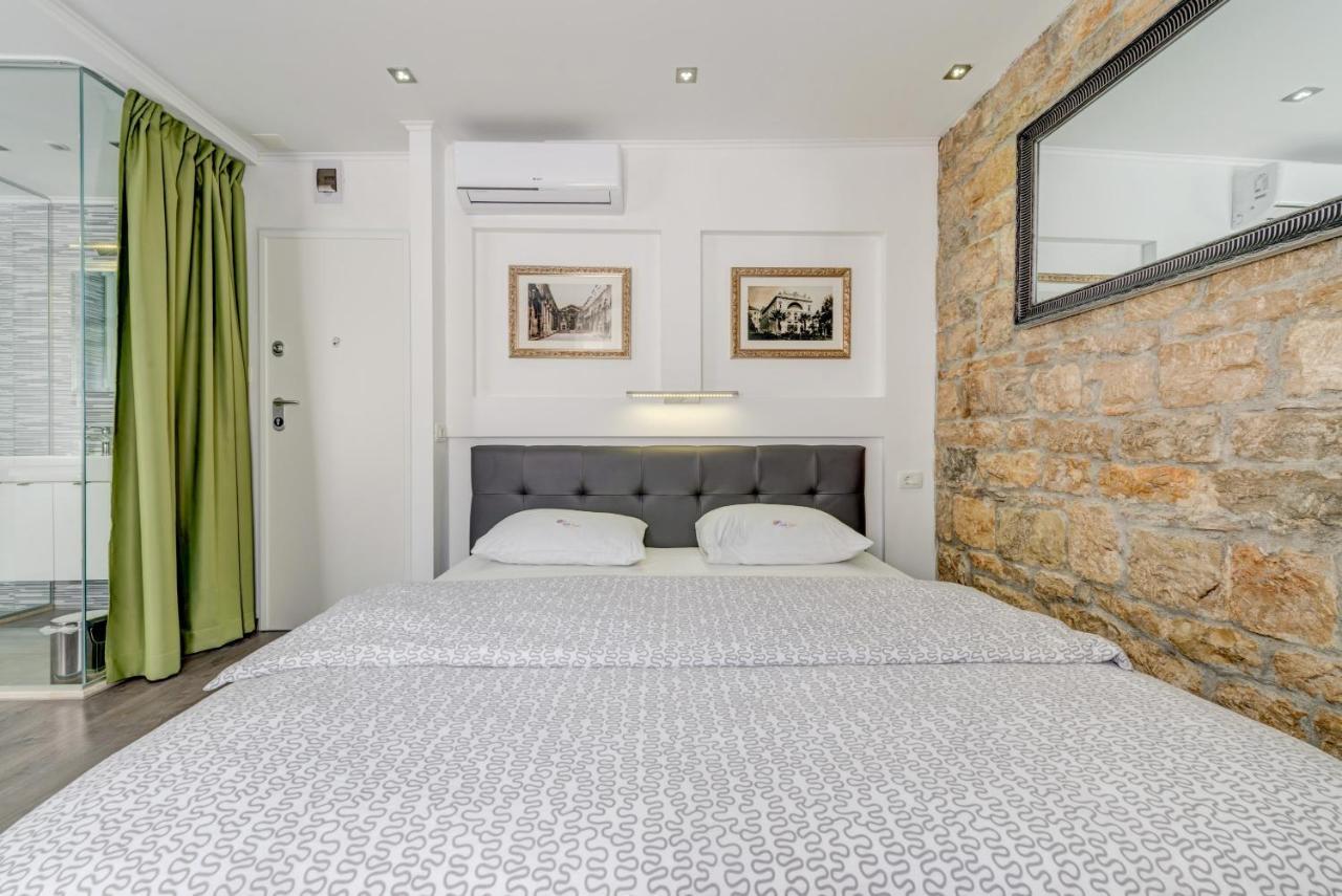 Luxury Rooms Ana In The Heart Of Split Exterior photo