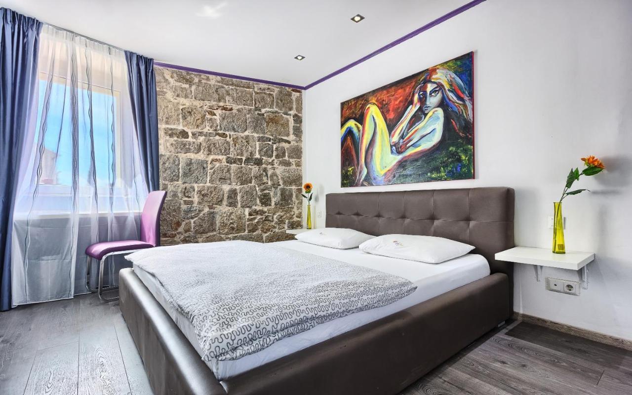 Luxury Rooms Ana In The Heart Of Split Exterior photo